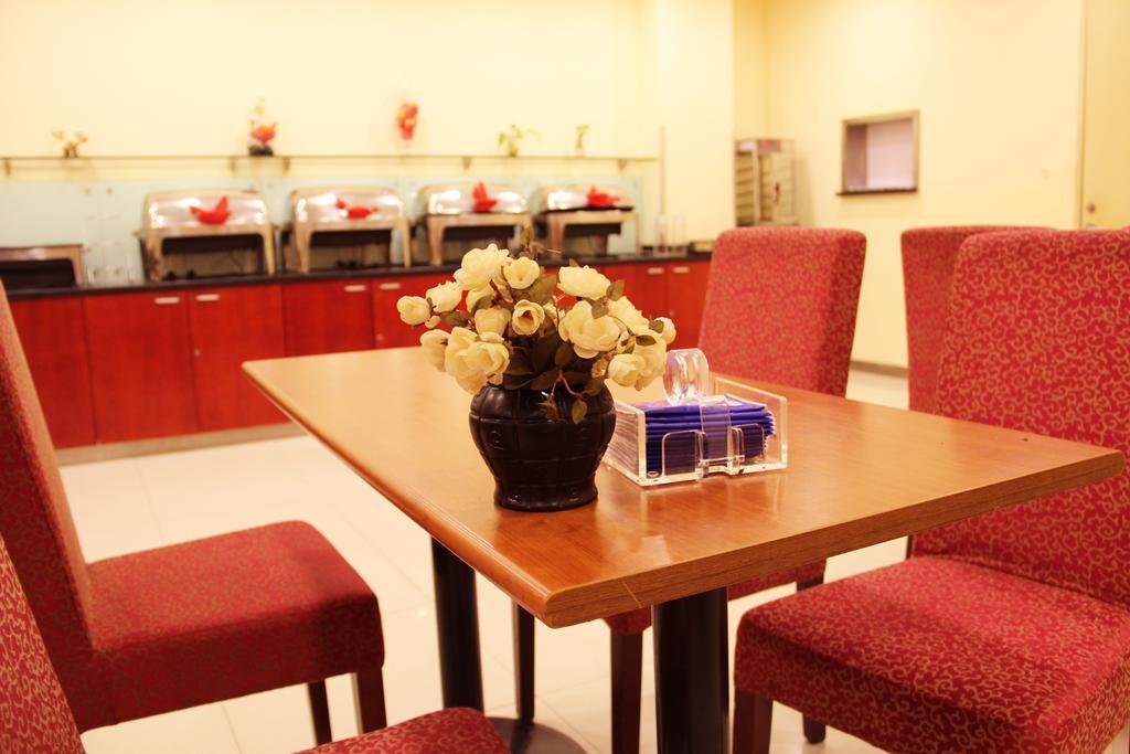Hanting Hotel Heifei Guo Gou Square Хефей Екстериор снимка